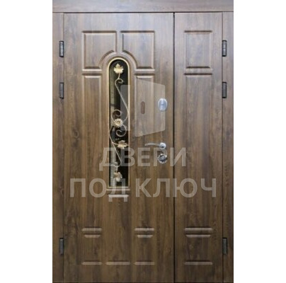 Полуторная входная элитная металлическая дверь с окном и элементами ковки, цена ДПК-11240